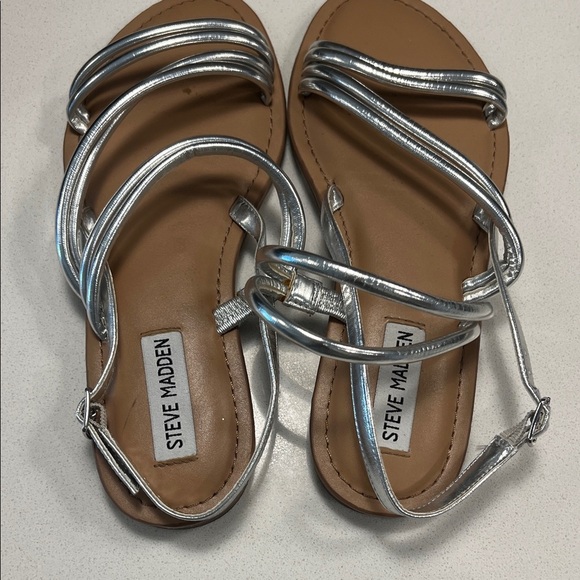 Steve Madden Metallic Silver Strappy Sandals - Picture 3 of 6